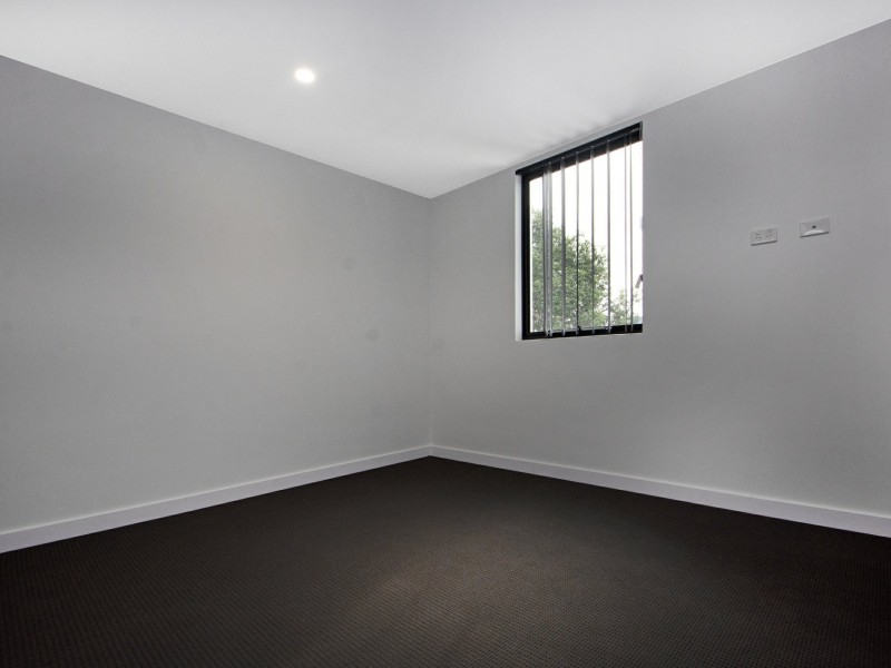 2/134 Gladstone Road, Rivervale WA 6103