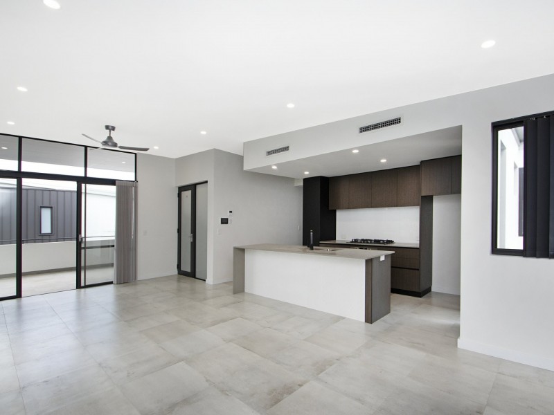 2/134 Gladstone Road, Rivervale WA 6103