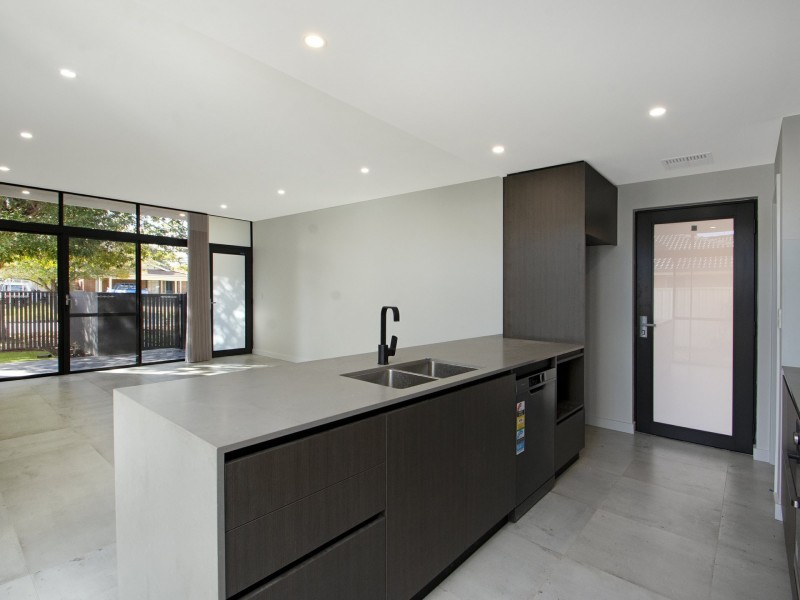 134 Gladstone Road, Rivervale WA 6103