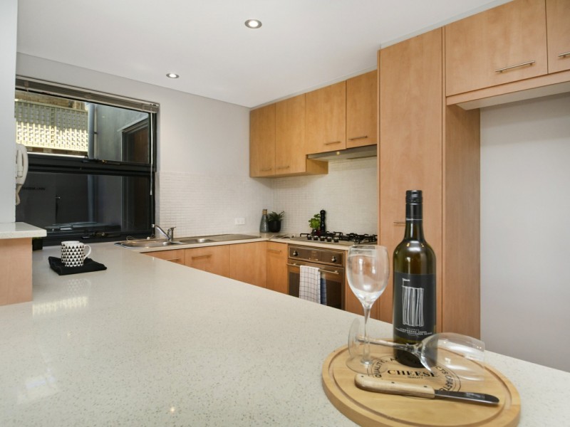 1/32 Carr Street, West Perth WA 6005