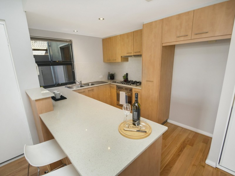 1/32 Carr Street, West Perth WA 6005