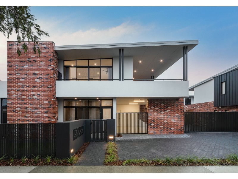 2/130 Gladstone Road, Rivervale WA 6103