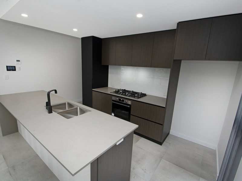 2/130 Gladstone Road, Rivervale WA 6103