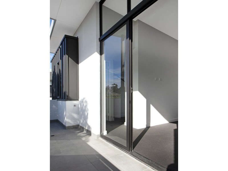 1/132 Gladstone Road, Rivervale WA 6103