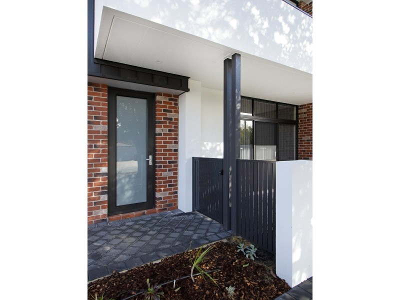 1/132 Gladstone Road, Rivervale WA 6103