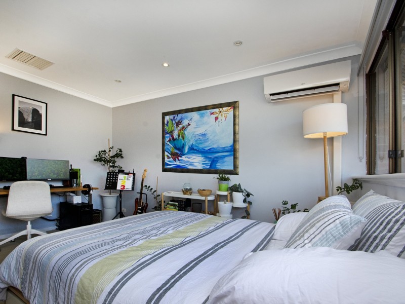 8 Aranda Place, Leederville WA 6007