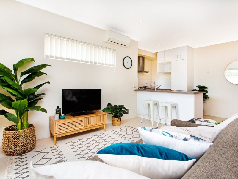 13C Myimbar Way, Nollamara WA 6061