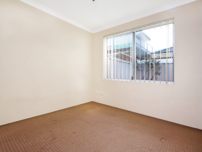 13C Myimbar Way, Nollamara WA 6061