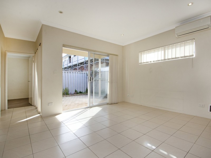 13C Myimbar Way, Nollamara WA 6061