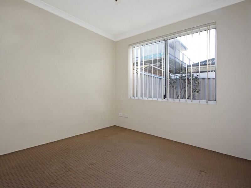 13C Myimbar Way, Nollamara WA 6061