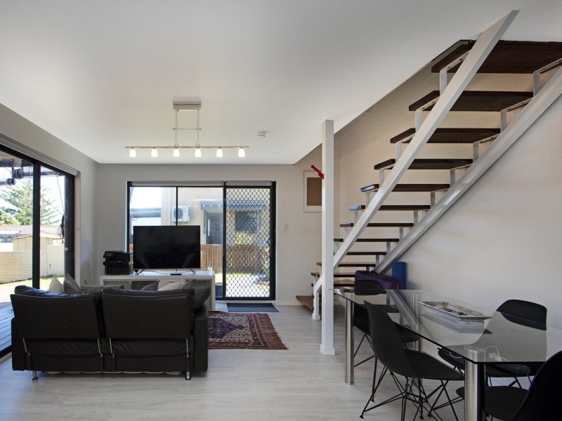 10/291 West Coast Highway, Scarborough WA 6019