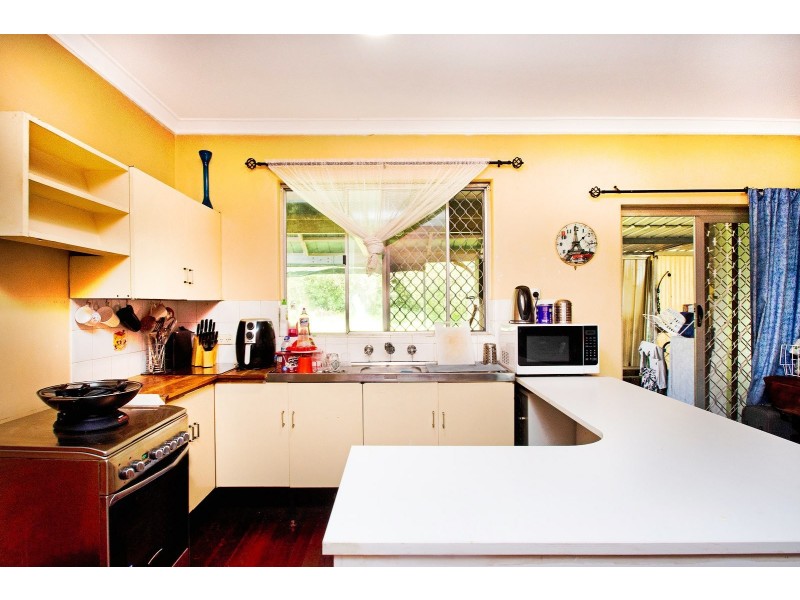 56 Schruth Street North, Kelmscott WA 6111