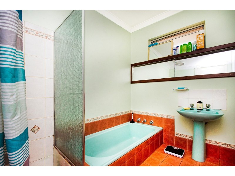 56 Schruth Street North, Kelmscott WA 6111