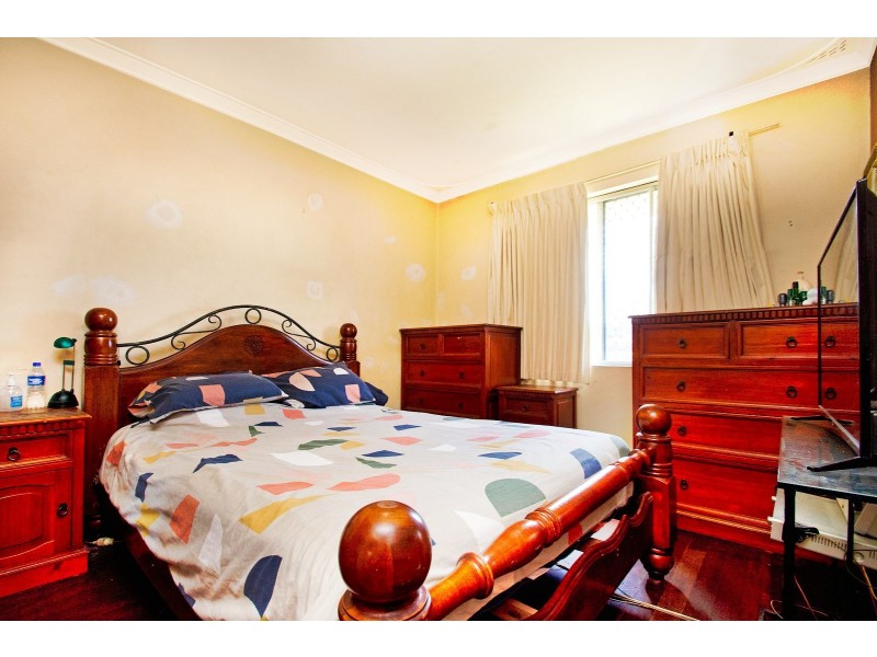 56 Schruth Street North, Kelmscott WA 6111