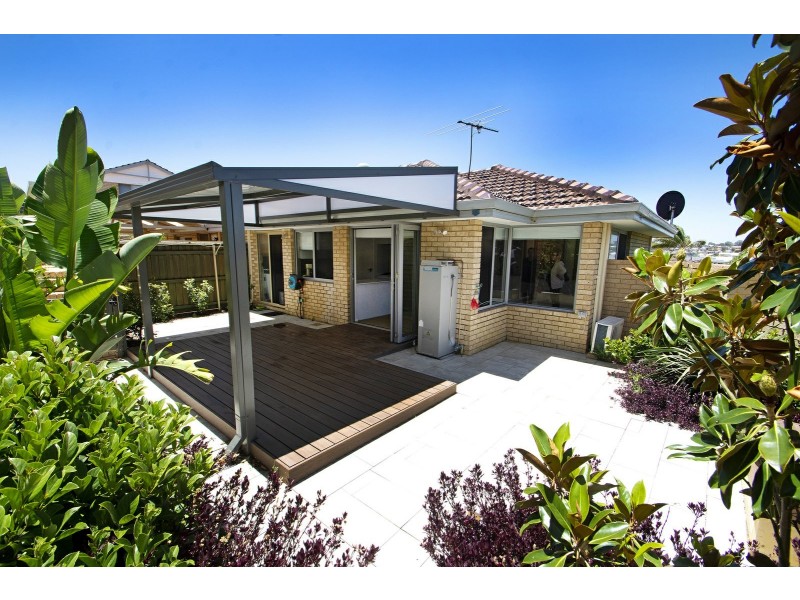 Unit 11/26 Edgehill Street, Scarborough WA 6019