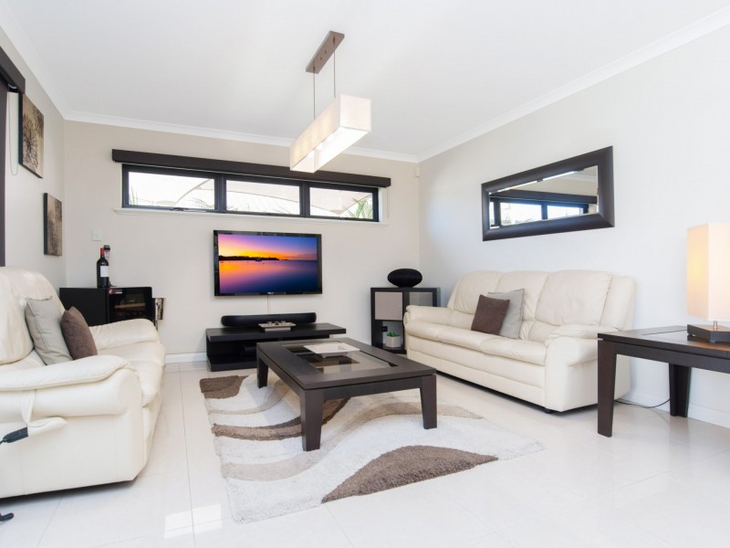 15 Skeit Road, Darch WA 6065