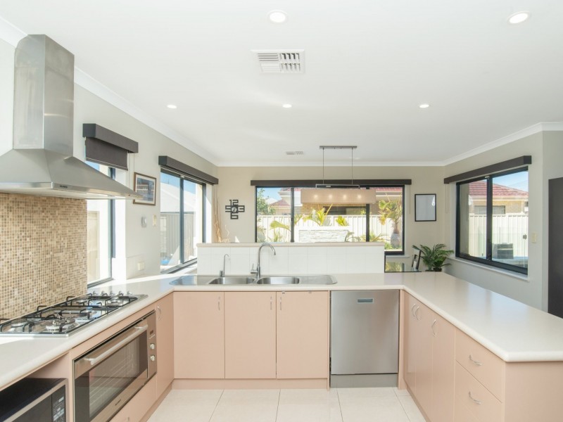 15 Skeit Road, Darch WA 6065