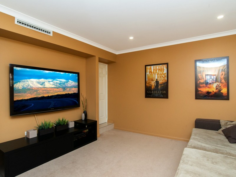 15 Skeit Road, Darch WA 6065