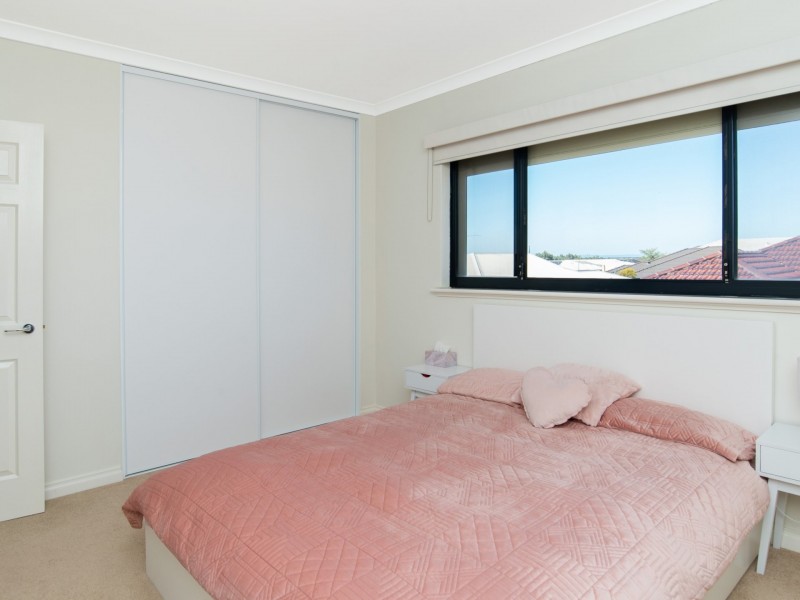 15 Skeit Road, Darch WA 6065