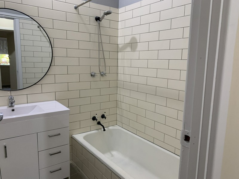 52 McGlinn Way, Cloverdale WA 6105