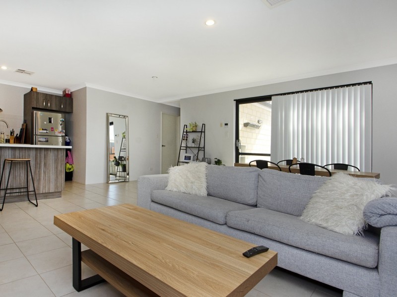 6a Hertha Road, Innaloo WA 6018