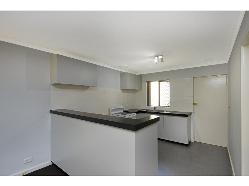 8/21 Pearl Parade, Scarborough WA 6019