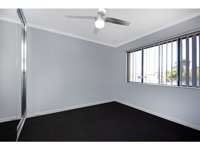 8/21 Pearl Parade, Scarborough WA 6019