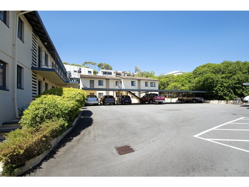 8/21 Pearl Parade, Scarborough WA 6019