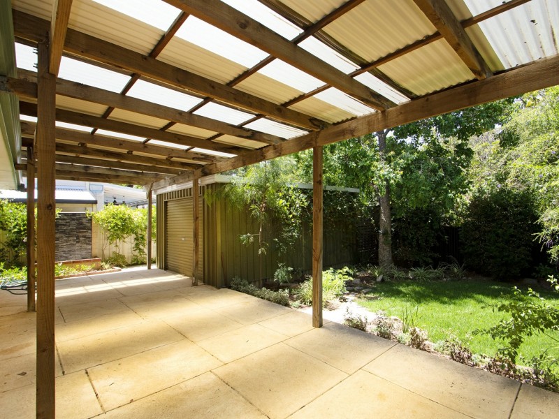 4 Hubert Street, Guildford WA 6055