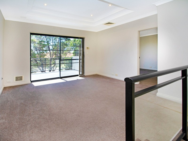 Unit 5/45 Halliday Grove, Hillarys WA 6025