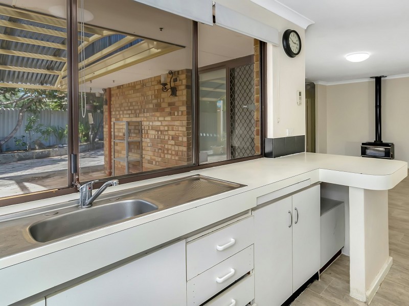 8 Pageant Loop, Heathridge WA 6027
