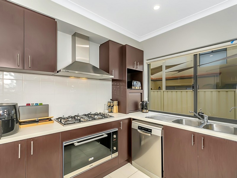 17 Skeit Road, Darch WA 6065