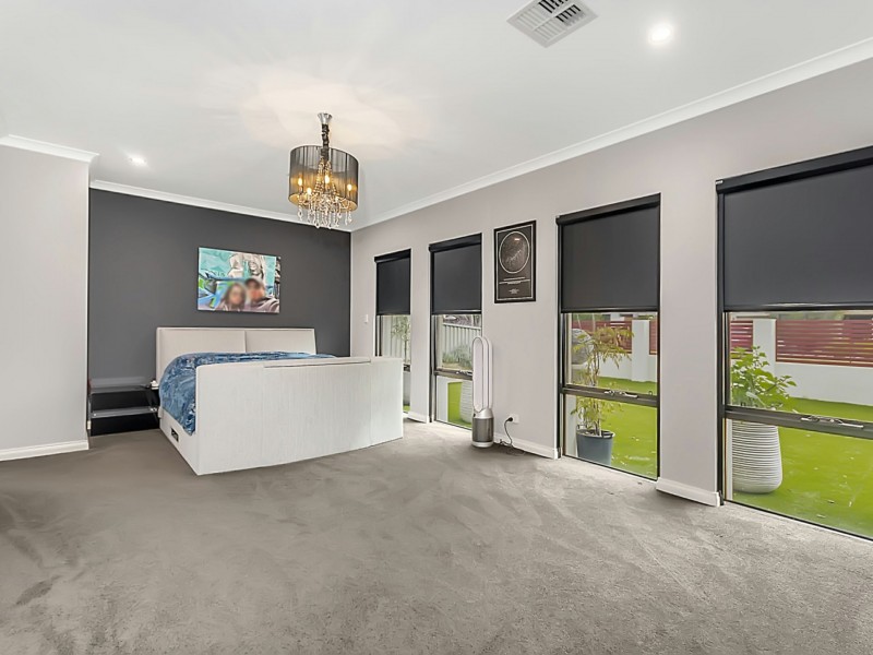 17 Skeit Road, Darch WA 6065