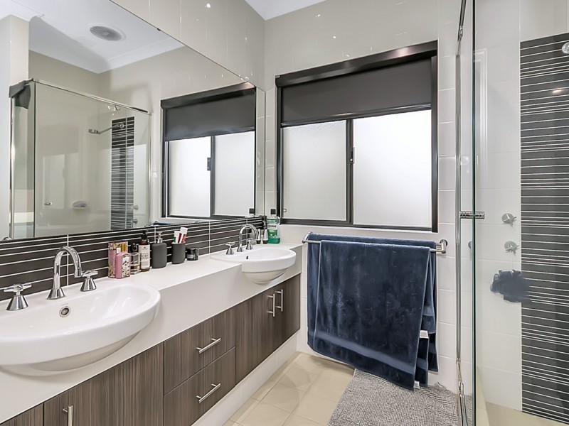 17 Skeit Road, Darch WA 6065