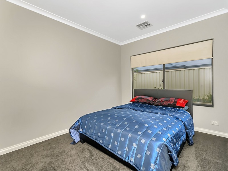 17 Skeit Road, Darch WA 6065