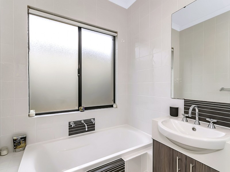 17 Skeit Road, Darch WA 6065