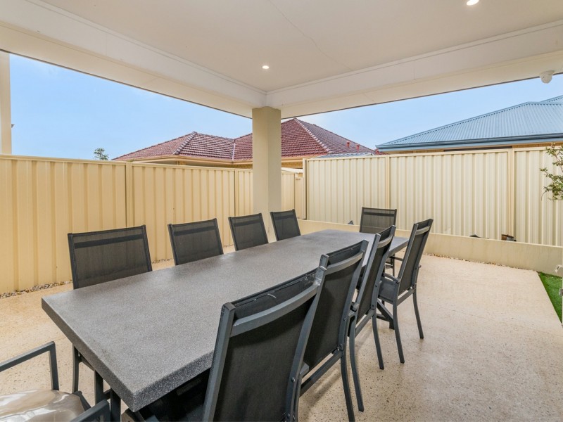 17 Skeit Road, Darch WA 6065