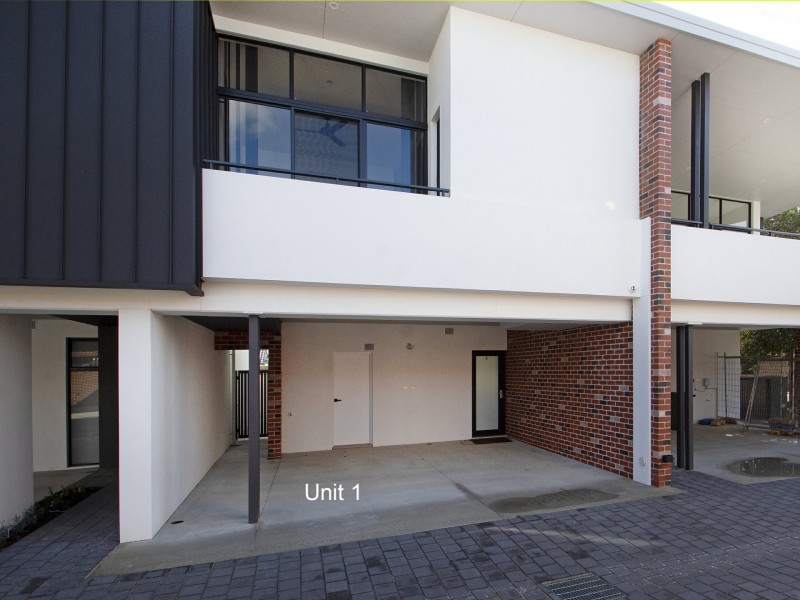 1/130 GLADSTONE ROAD, Rivervale WA 6103