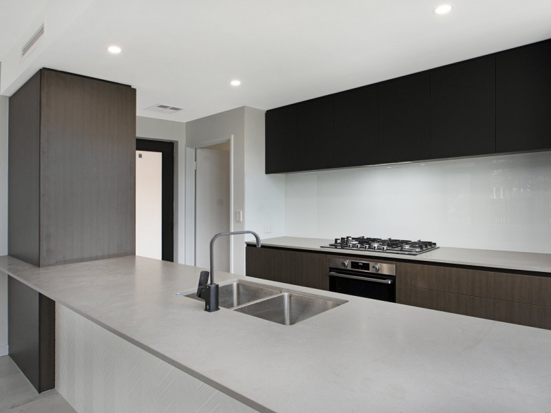 1/130 GLADSTONE ROAD, Rivervale WA 6103