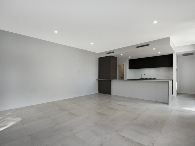 1/130 GLADSTONE ROAD, Rivervale WA 6103