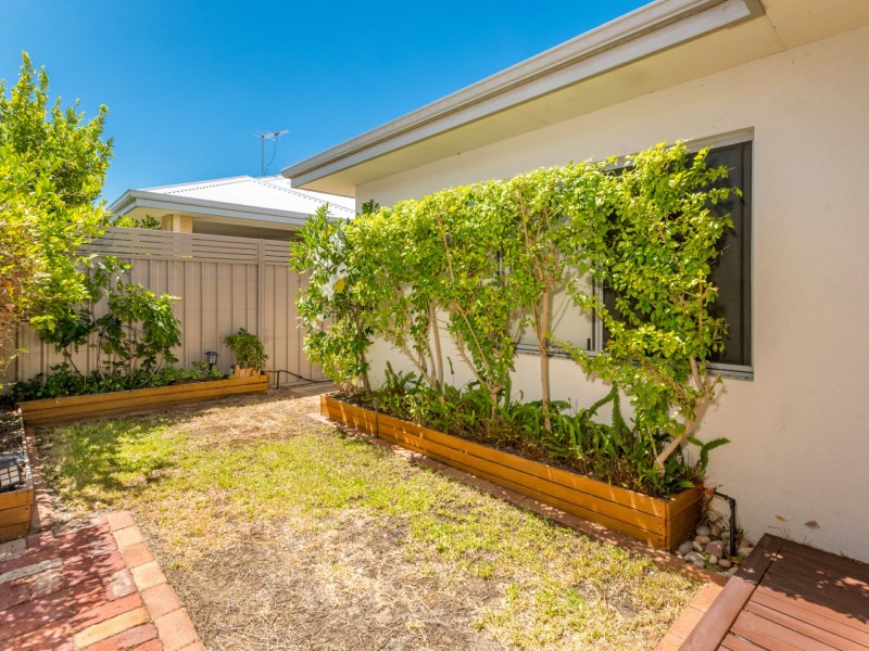 57a Hamilton Street, Stirling WA 6021