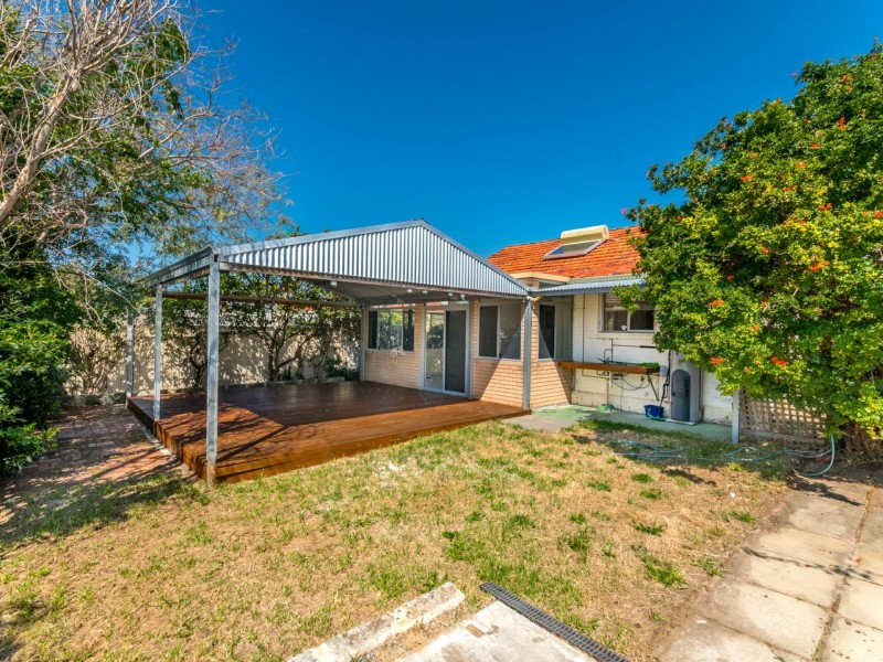 12 Dion Place, Coolbellup WA 6163