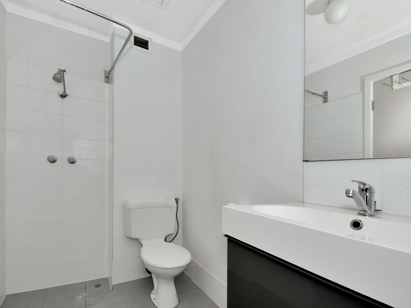 27/12 Wright Street, Perth WA 6000