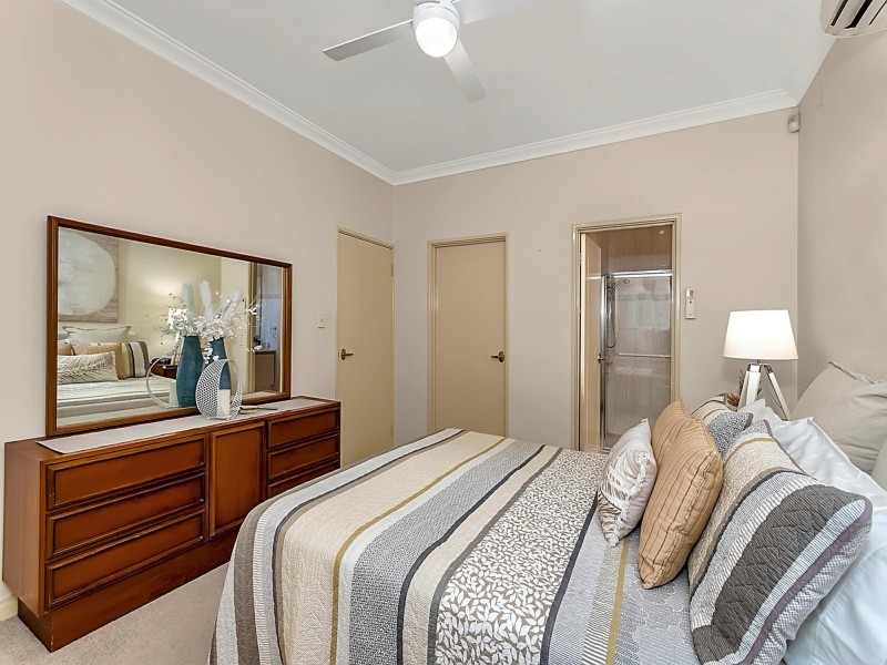 42 Strickland Rd, Ardross WA 6153