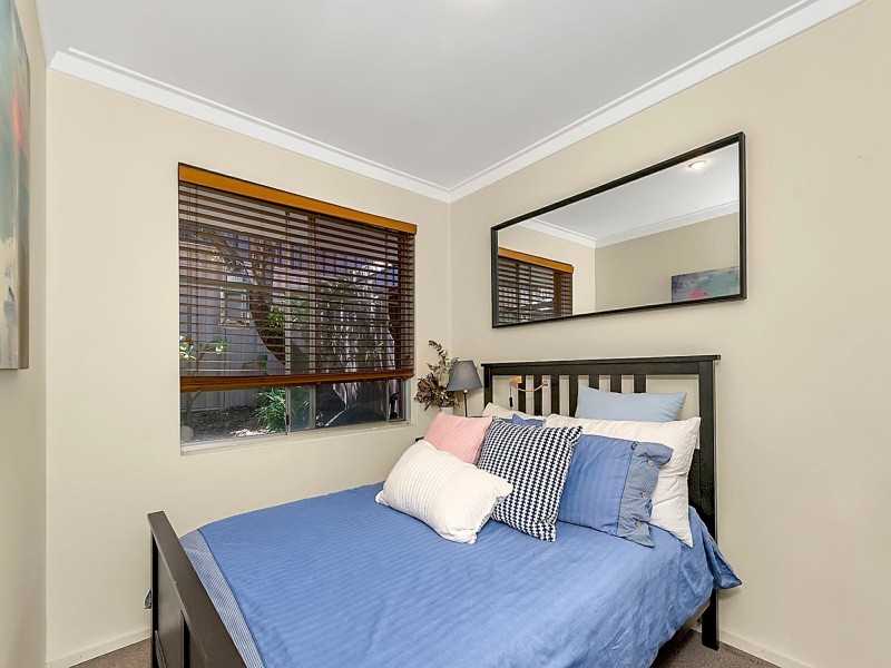 3/16 Wheatcroft St, Scarborough WA 6019