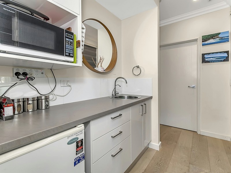 140A Wilding Street, Doubleview WA 6018