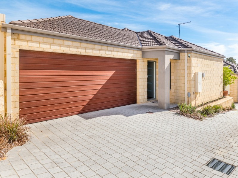 54B Barnes Street, Innaloo WA 6018