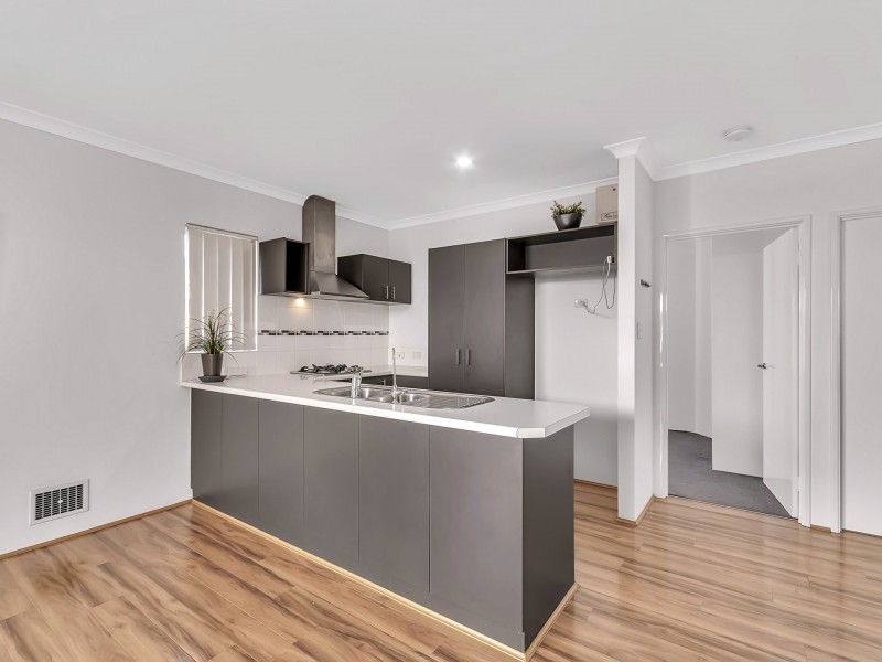 54B Barnes Street, Innaloo WA 6018