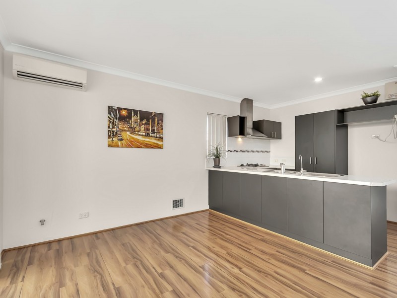 54B Barnes Street, Innaloo WA 6018