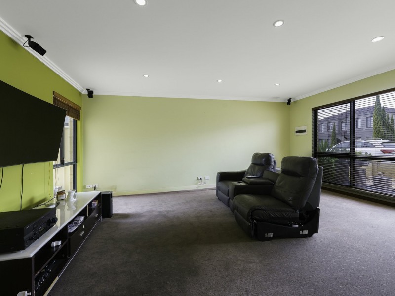 25 Vivaldi Avenue, Stirling WA 6021